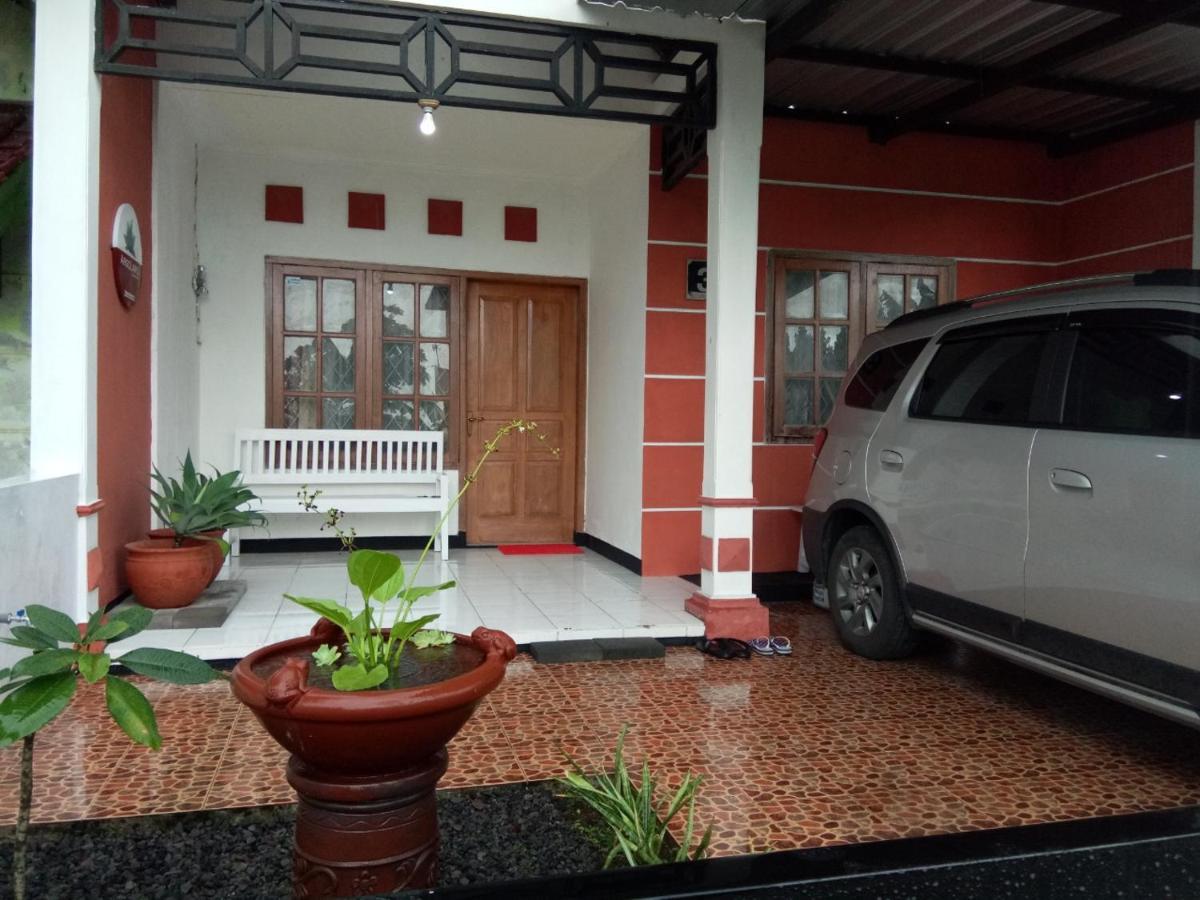 Argolawu Homestay Tawangmangu Esterno foto